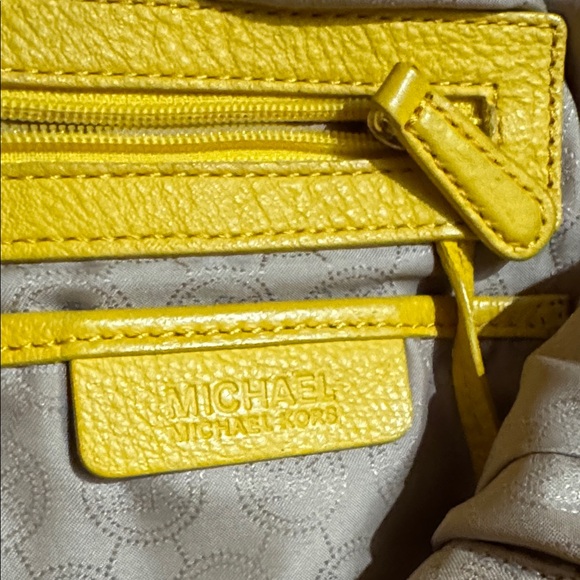 MICHAEL Michael Kors | Zinnia Maragold Yellow Pebbled Leather Satchel -EUC - Picture 4 of 16